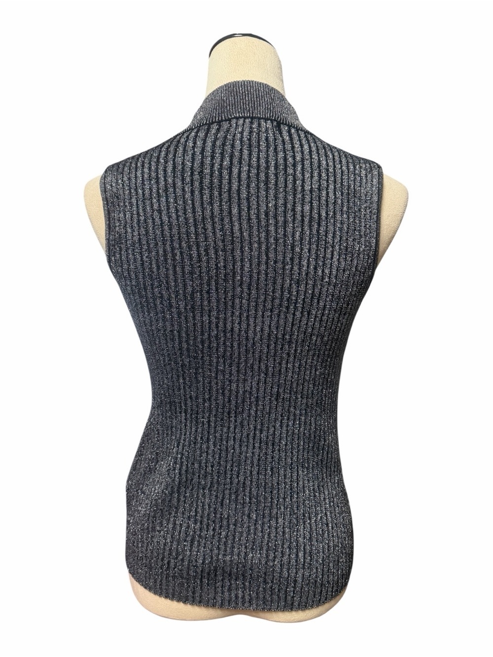 Carmen Marc Valvo Charcoal Metallic Sleeveless Mock Neck Top - Picture 2 of 7